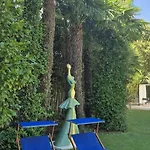 Tiziana لوزون