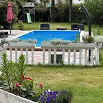 Tiziana 3*