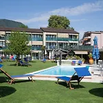 Tiziana Hotel 3*