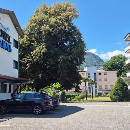 Tiziana 3*